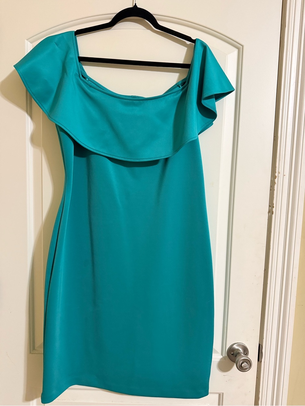 BOLD elements Teal One-Shoulder Ruffle Dress